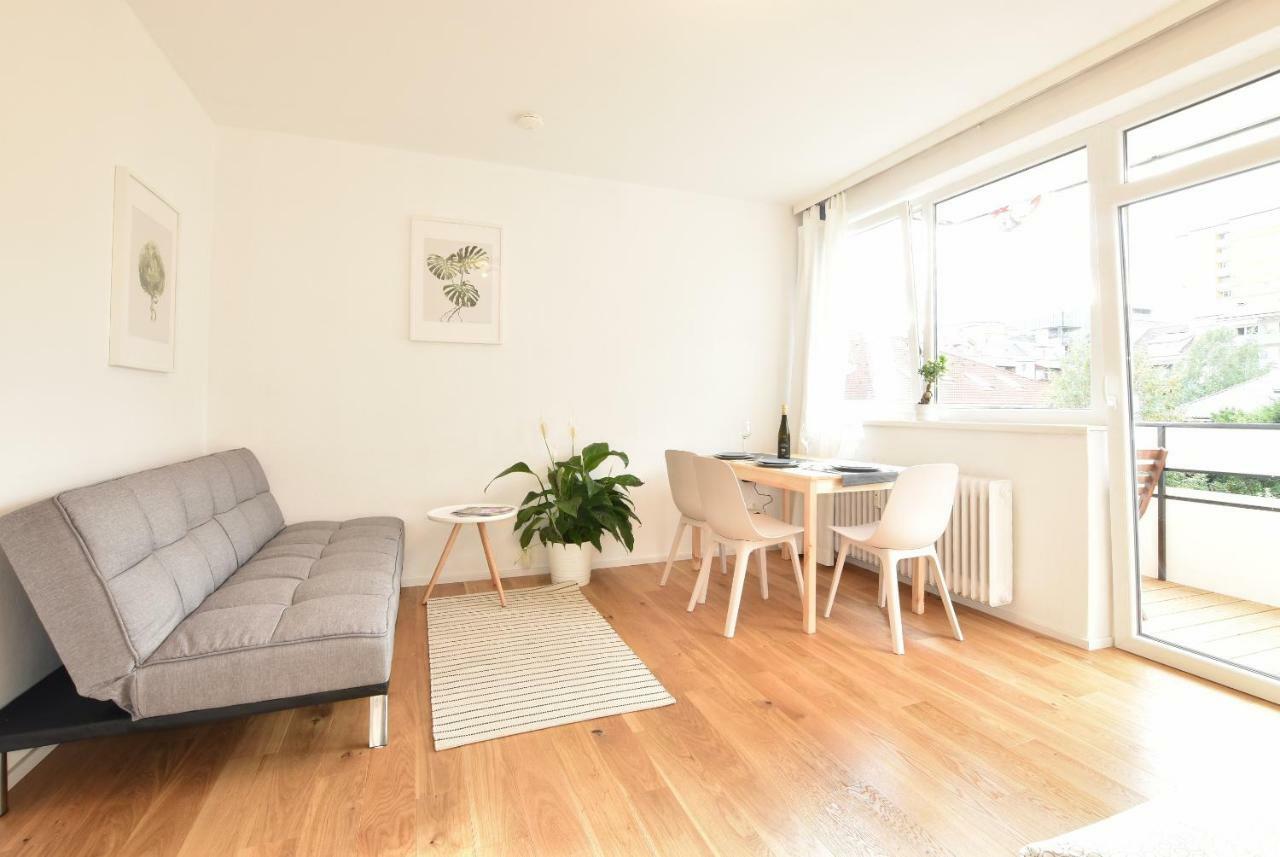 Peaceful Studio Apartment near Center Innsbruck Exterior foto